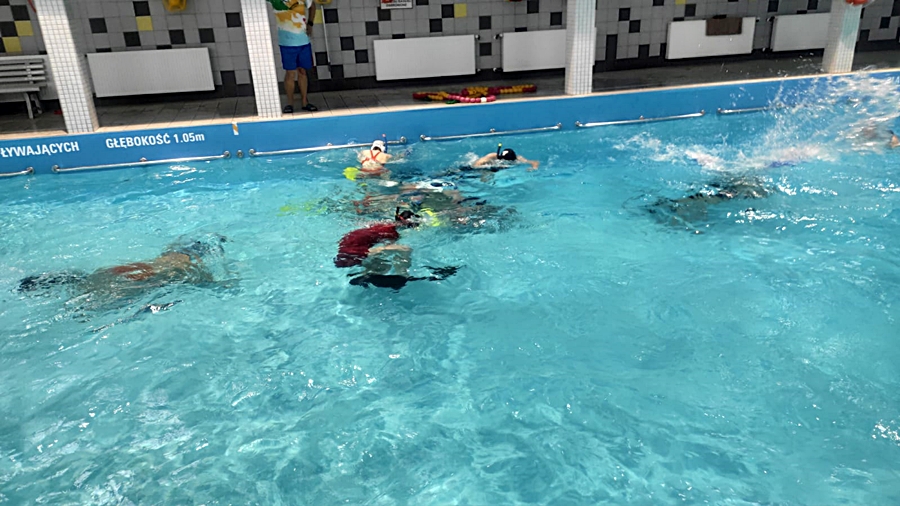 Hokej pod wodą Walenie Siemianowice Śląskie Trening 5 XI 2022. Koniec Walenia czyli Amatorska Liga Hokeja Pod Wodą